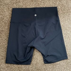 Lululemon - Wunder Training Navy Biker Shorts 8”